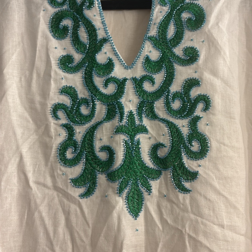 Chicos’s Linen-Blend Embellished Tunic - Picture 6 of 8